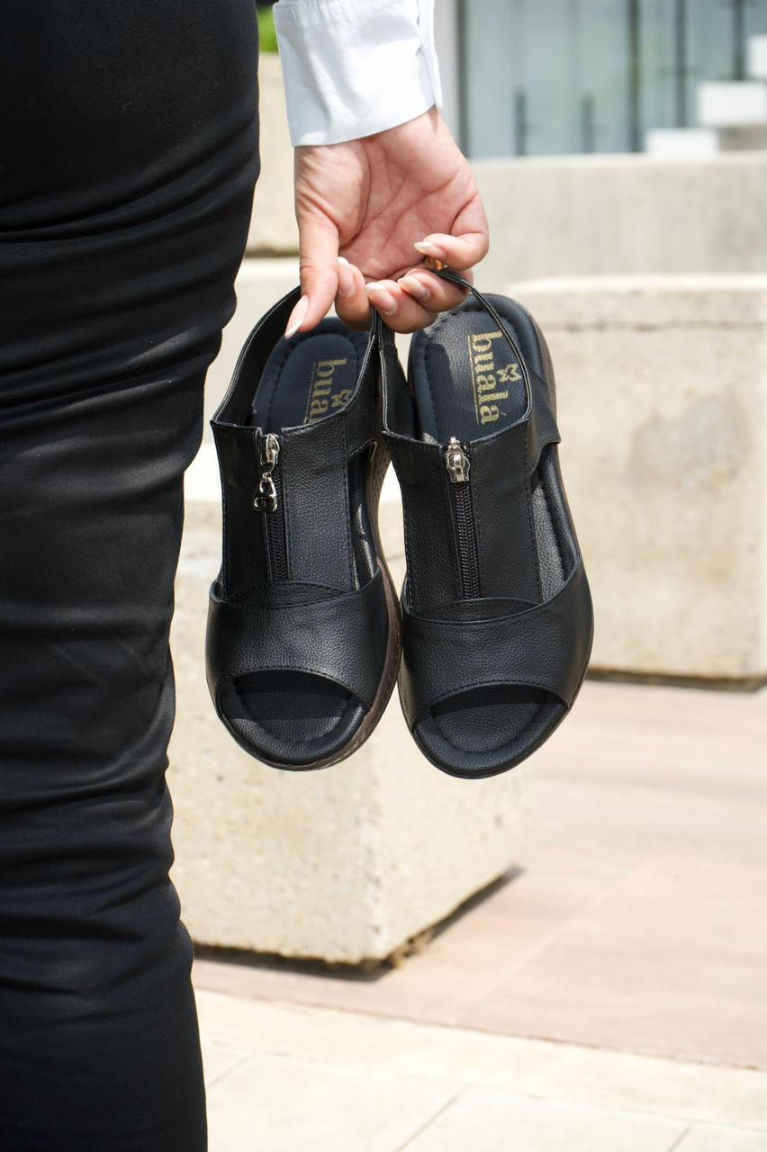 Sandalia Ortopédica con Cierre